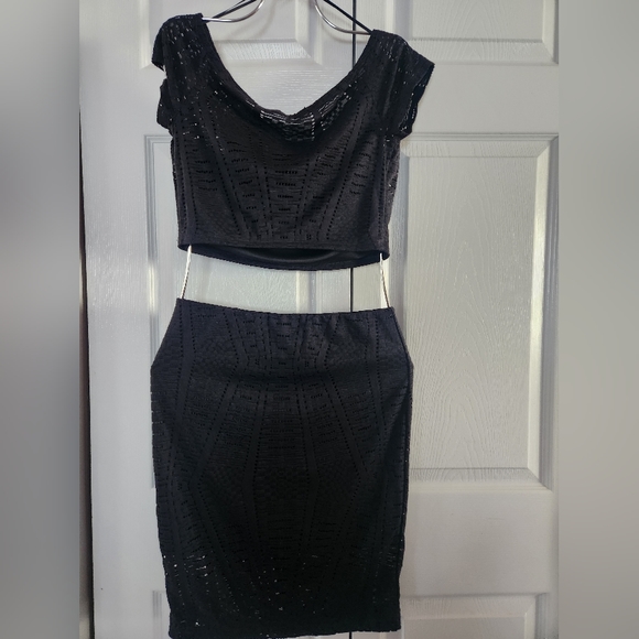 Perforated crop top - Picture 3 of 4